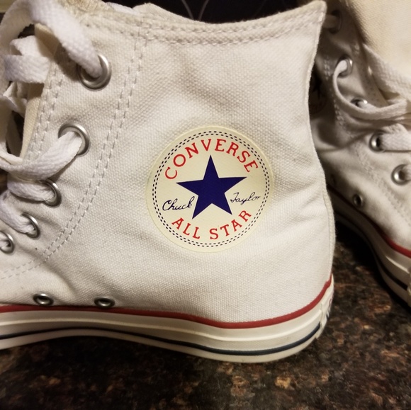 Converse - Picture 3 of 3
